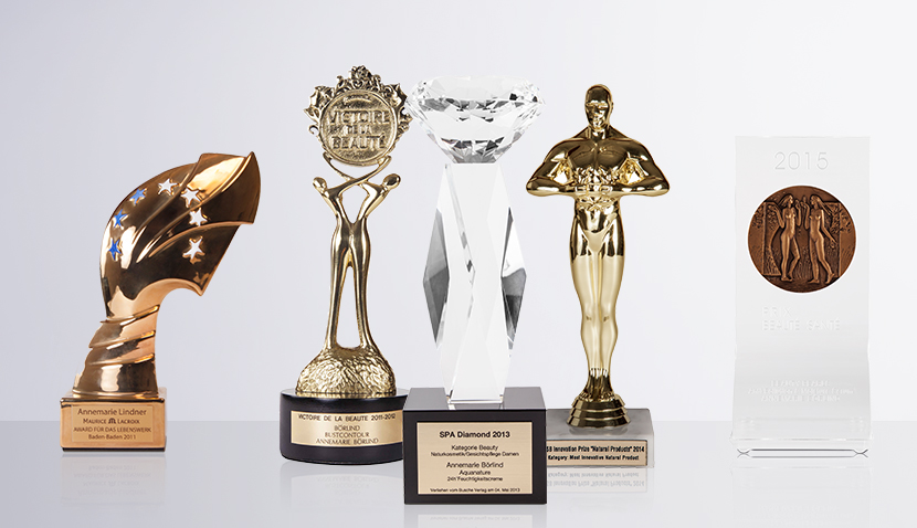 Fünf Auszeichnungen aus Gold, Kristall und Bronze, darunter SPA Diamond 2013 und Victoire de la Beauté 2011-2012