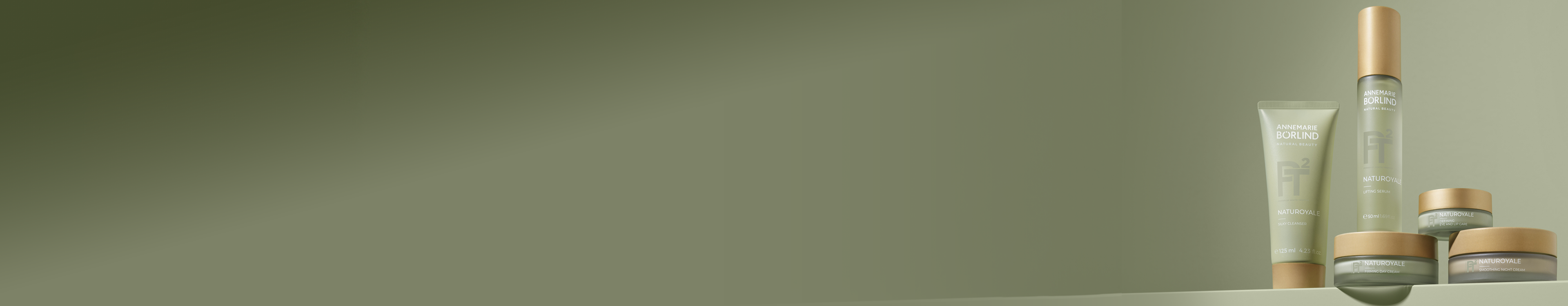 ANNEMARIE BÖRLIND NATUROYALE Gesichtspflege mit Reinigung, Lifting-Serum und Cremes in grünen Tiegeln und Tuben