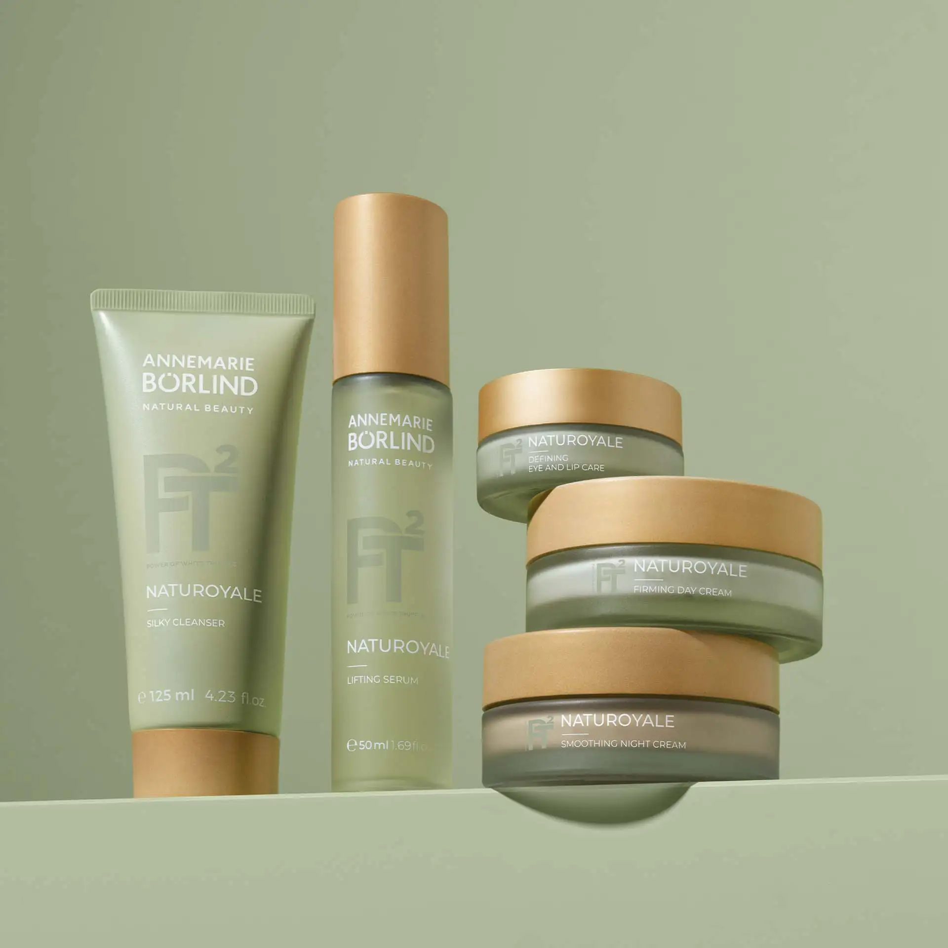 ANNEMARIE BÖRLIND NATUROYALE Reinigung, Serum, Augenpflege, Tages- und Nachtcreme in grünen Verpackungen