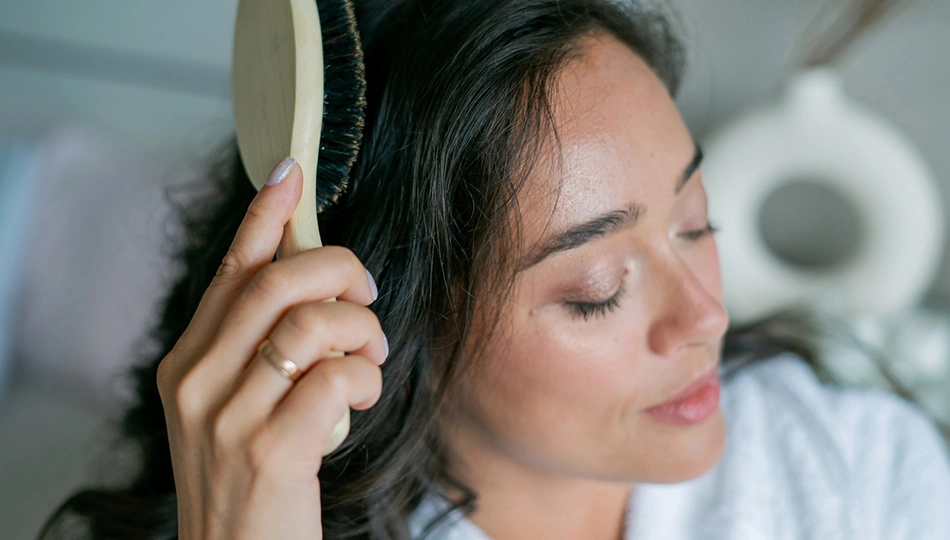 Tipps gegen Schuppen und fettige Haare