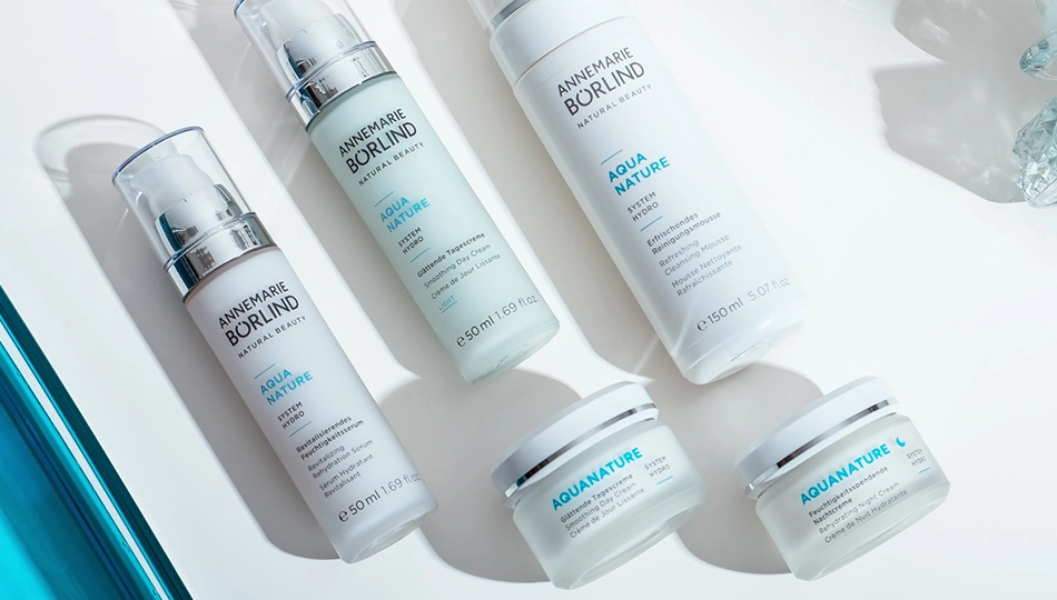 ANNEMARIE BÖRLIND AQUA NATURE Pflegeserie mit Serum, Tagescreme, Reinigungsmousse und Nachtcreme