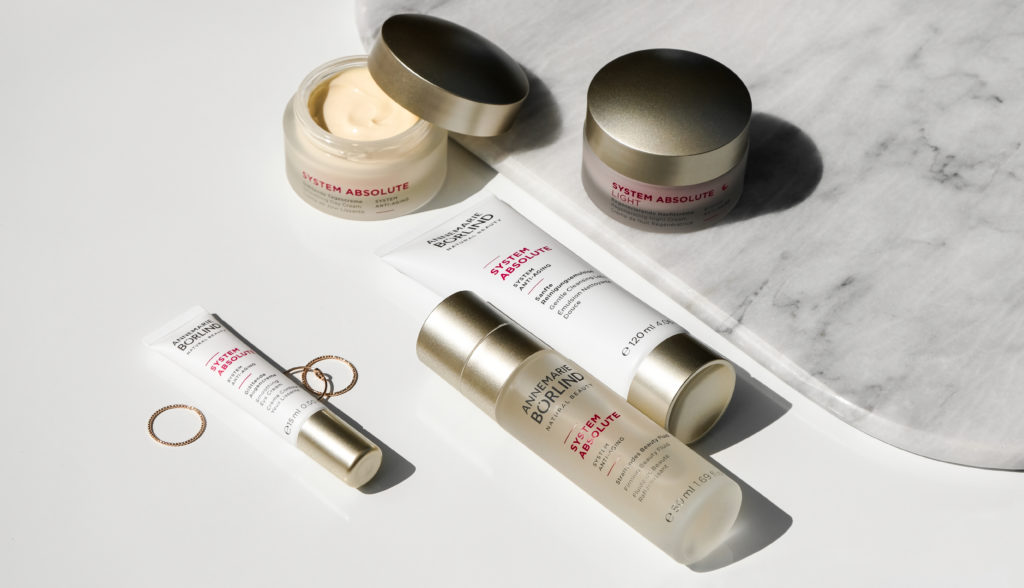 Anti-Aging-Gesichtspflege für die Haut ab 40