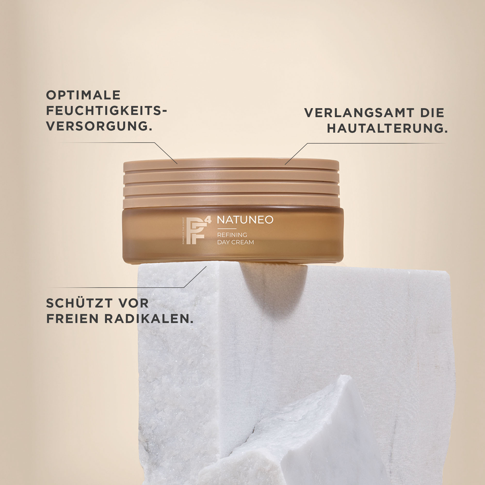 NATUNEO Refining Day Cream auf weißem Stein mit Text zu Feuchtigkeitsversorgung, Hautalterung und Radikalschutz