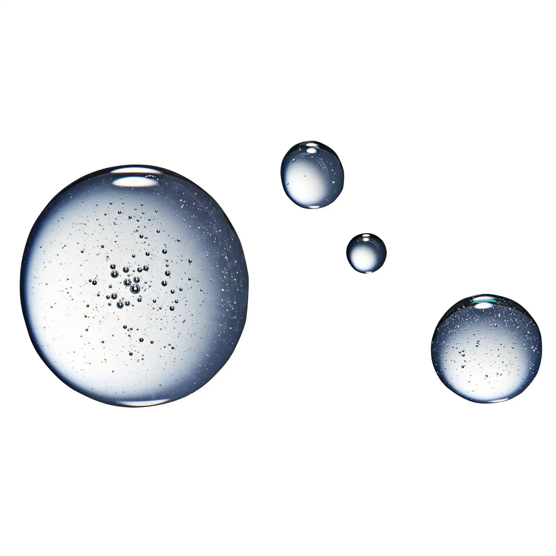 DADO SENS SUN After Sun Gel-Textur mit klaren, luftblasenhaltigen Tropfen auf weißem Hintergrund